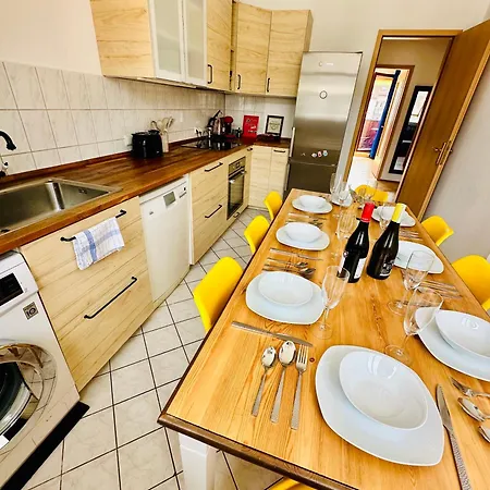 Appartamento Massive Karli Loft - Over 130 Meters Floor Space - Theater - 4 Private Sleeping Areas - Location In Lipsia